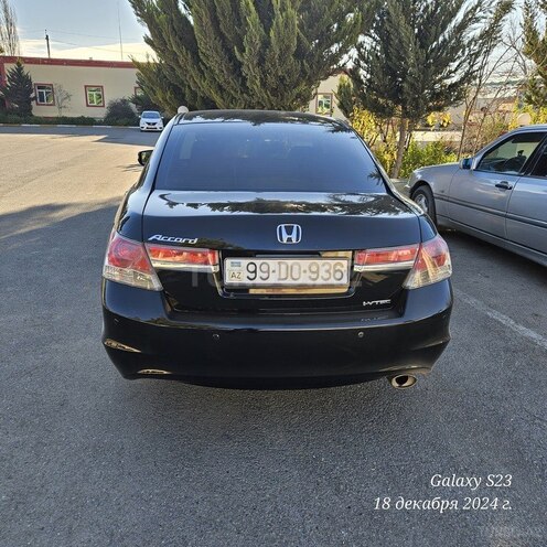 Honda Accord 2012, 200,000 km - 2.4 l - Salyan