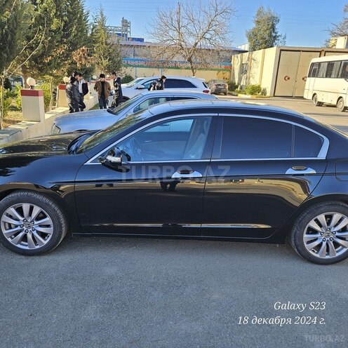 Honda Accord 2012, 200,000 km - 2.4 l - Salyan