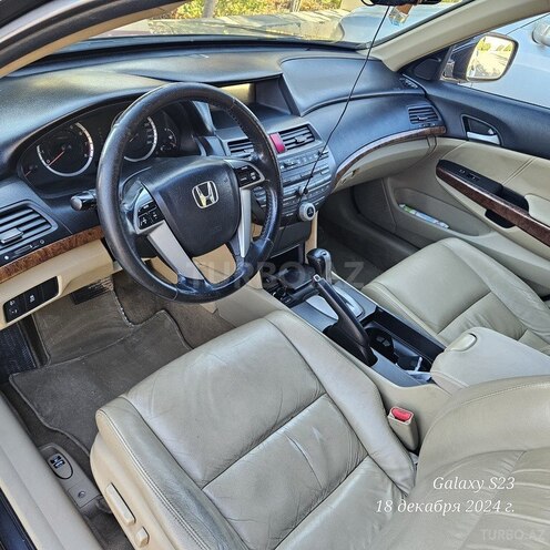 Honda Accord 2012, 200,000 km - 2.4 l - Salyan