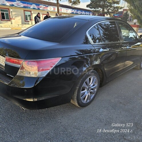 Honda Accord 2012, 200,000 km - 2.4 l - Salyan