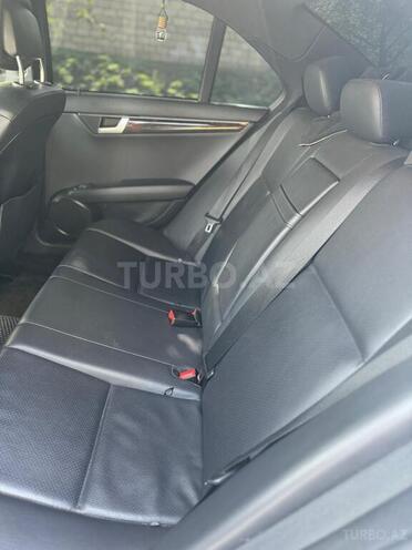 Mercedes C 250 2013, 194,000 km - 1.8 л - Quba