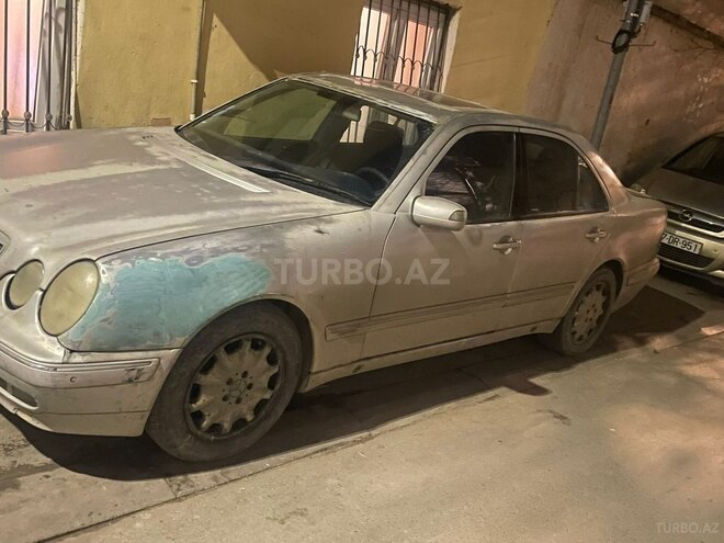 Mercedes E 220 d 1999, 180,000 km - 2.2 l - Bakı