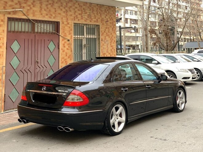 Mercedes E 350 2008, 211,000 km - 3.5 l - Bakı