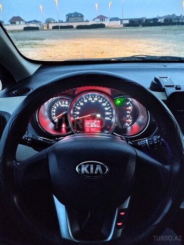 Kia Rio 2013, 88,500 km - 1.4 л - Bakı