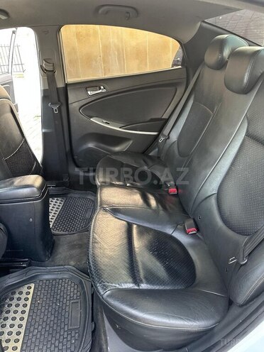Hyundai Accent 2011, 225,000 km - 1.4 l - Bakı