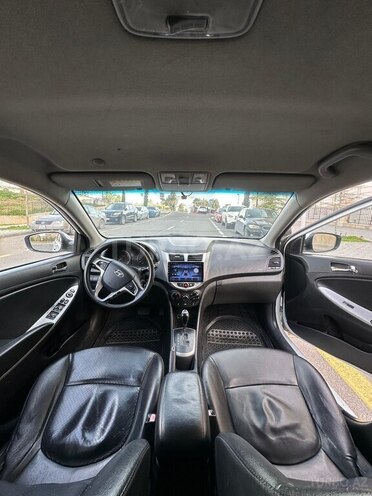Hyundai Accent 2011, 225,000 km - 1.4 l - Bakı