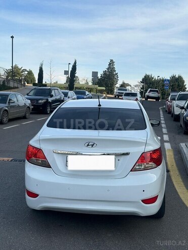 Hyundai Accent 2011, 225,000 km - 1.4 l - Bakı