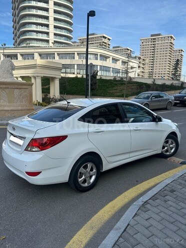 Hyundai Accent 2011, 225,000 km - 1.4 l - Bakı