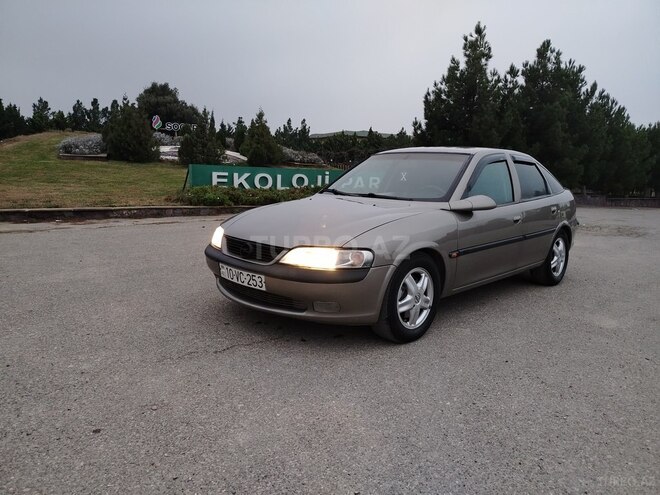 Opel Vectra 1996, 353,478 km - 2.0 l - Bakı