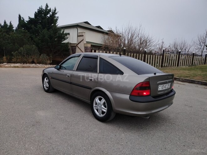 Opel Vectra 1996, 353,478 km - 2.0 l - Bakı