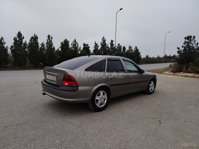 Opel Vectra 1996, 353,478 km - 2.0 l - Bakı
