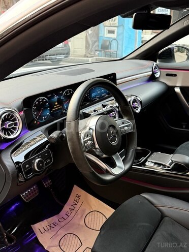 Mercedes CLA 200 2019, 26,000 km - 1.4 l - Bakı
