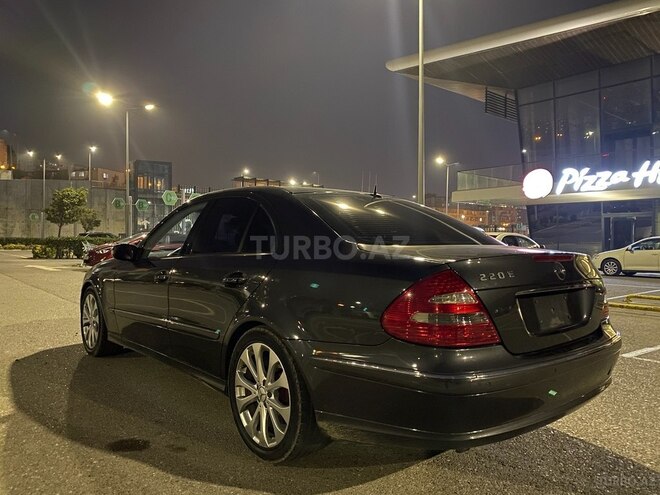 Mercedes E 220 d 2003, 430,000 km - 2.2 l - Bakı