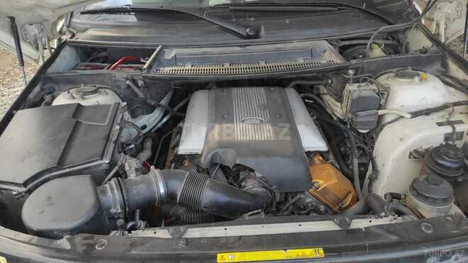 Land Rover Range Rover 2004, 275,000 km - 4.4 l - Bərdə