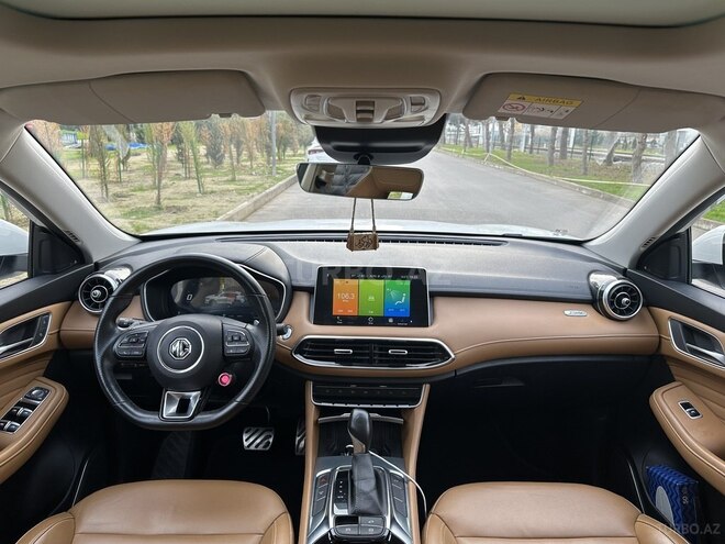 MG  2022, 40,000 km - 1.5 l - Bakı