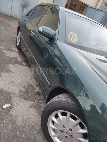 Mercedes E 270 2000, 417,000 km - 2.7 l - Bakı