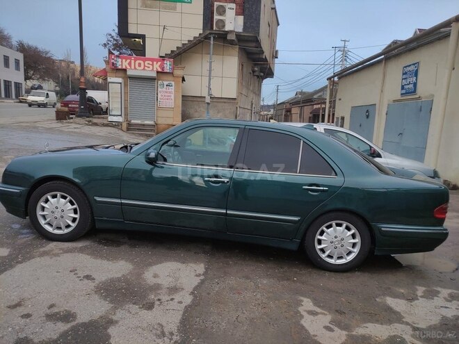 Mercedes E 270 2000, 417,000 km - 2.7 l - Bakı