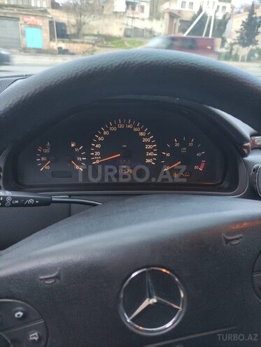 Mercedes E 270 2000, 417,000 km - 2.7 l - Bakı