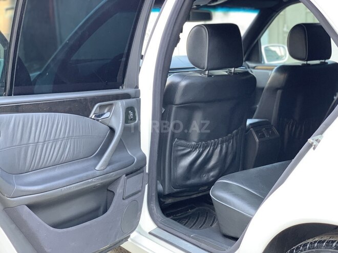 Mercedes E 270 2001, 311,627 km - 2.7 л - Bakı
