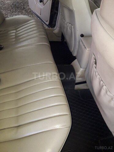 Mercedes E 300 d 1994, 365,000 km - 3.0 l - Ucar