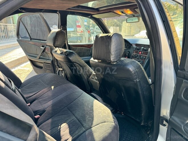 Mercedes E 290 1996, 250,000 km - 2.9 l - Bakı