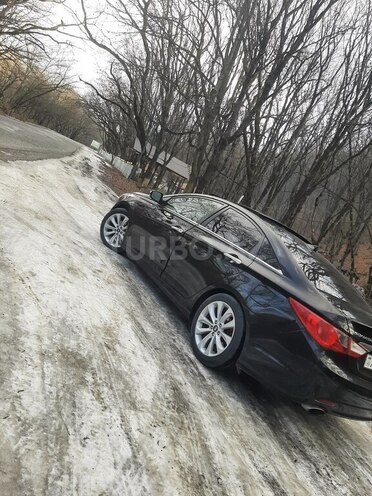 Hyundai Sonata 2011, 185,075 km - 2.0 l - Quba