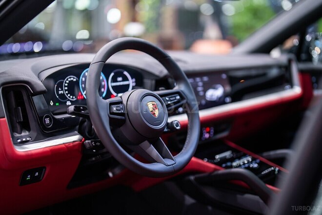 Porsche Cayenne Coupe-10