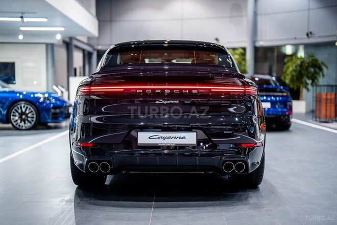 Porsche Cayenne Coupe-6