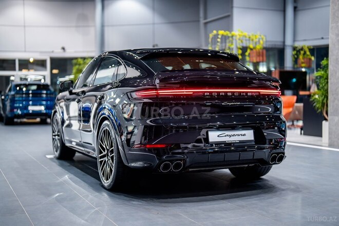Porsche Cayenne Coupe-4