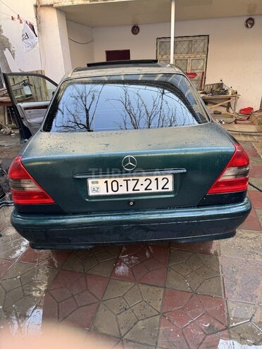 Mercedes C 200 1995, 368,000 km - 2.0 l - Bakı