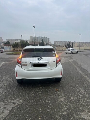 Toyota Aqua 2019, 32,000 km - 1.5 l - Bakı