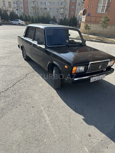 LADA (VAZ) 2107-4