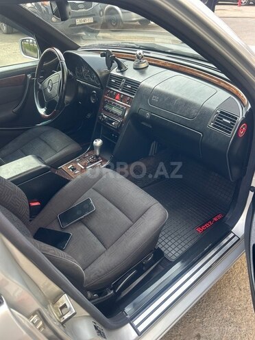Mercedes C 200 1998, 137,000 km - 2.0 l - Bakı