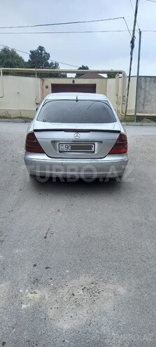 Mercedes E 220 d 2002, 287,677 km - 2.2 l - Bakı