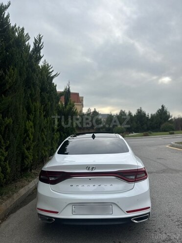Hyundai Grandeur 2017, 135,600 km - 3.0 l - Bakı