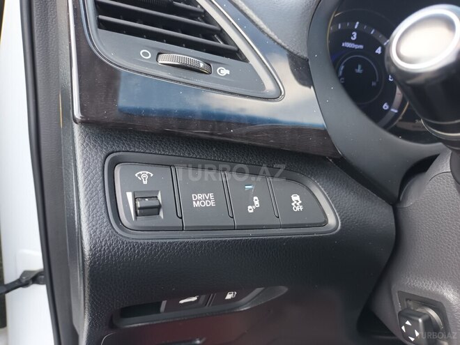 Hyundai Grandeur-6