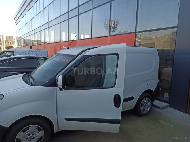 Fiat Doblo 2011, 275,000 km - 1.3 l - Bakı