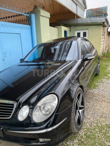 Mercedes E 220 d 2004, 262,000 km - 2.2 l - Bərdə
