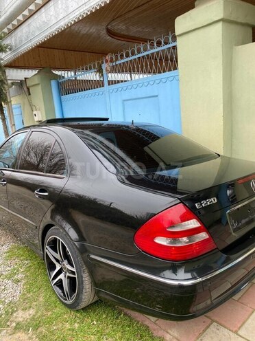 Mercedes E 220 d 2004, 262,000 km - 2.2 l - Bərdə