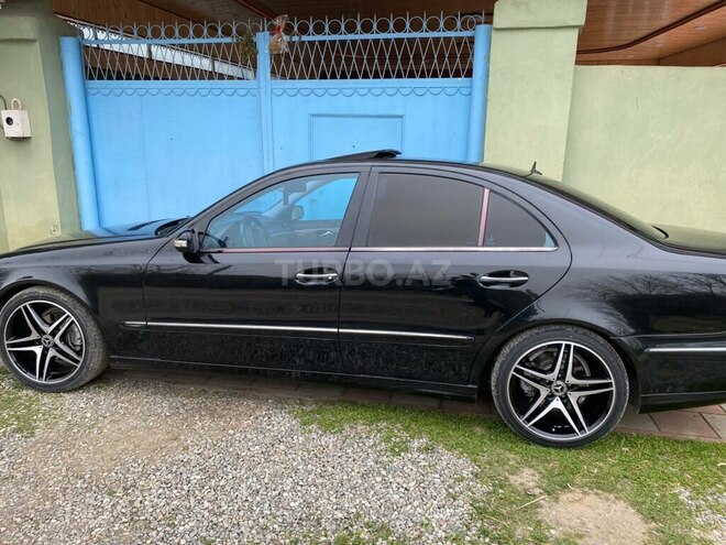 Mercedes E 220 d 2004, 262,000 km - 2.2 l - Bərdə