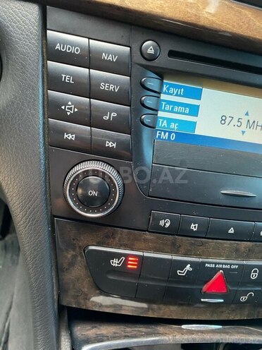 Mercedes E 220 d 2004, 262,000 km - 2.2 l - Bərdə