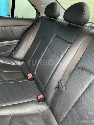 Mercedes E 220 d 2004, 262,000 km - 2.2 l - Bərdə