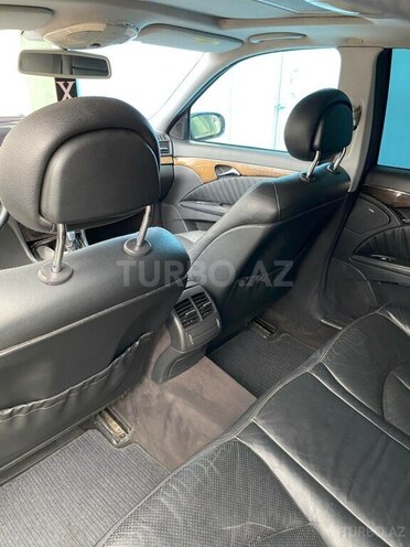 Mercedes E 220 d 2004, 262,000 km - 2.2 l - Bərdə