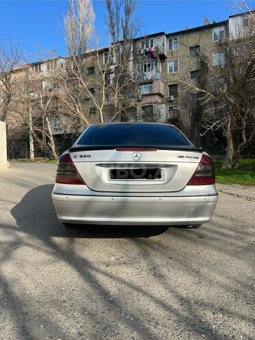 Mercedes E 320 2002, 489,600 km - 3.2 l - Bakı
