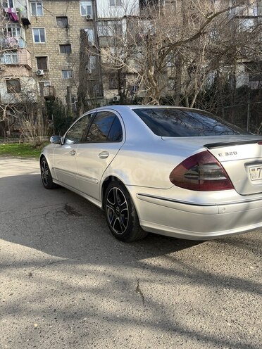 Mercedes E 320 2002, 489,600 km - 3.2 l - Bakı
