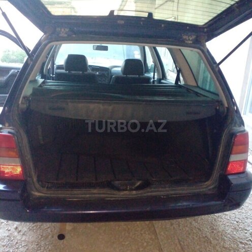 Volkswagen Golf 1995, 51,000 km - 1.8 л - Şabran