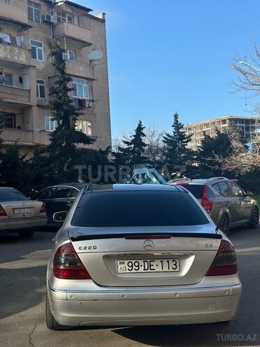Mercedes E 220 d 2002, 388,000 km - 2.2 l - Bakı