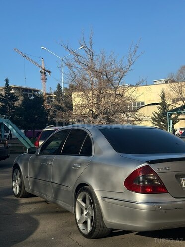 Mercedes E 220 d 2002, 388,000 km - 2.2 l - Bakı