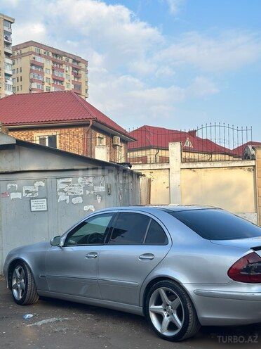 Mercedes E 220 d 2002, 388,000 km - 2.2 l - Bakı