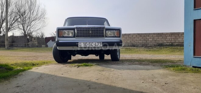 LADA (VAZ) 2107 2007, 90,000 km - 1.6 л - Salyan